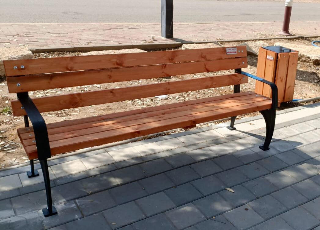 ריהוט הגן והחוץ של “חלומות מעץ” ריהוט הגן והחוץ של “חלומות מעץ”